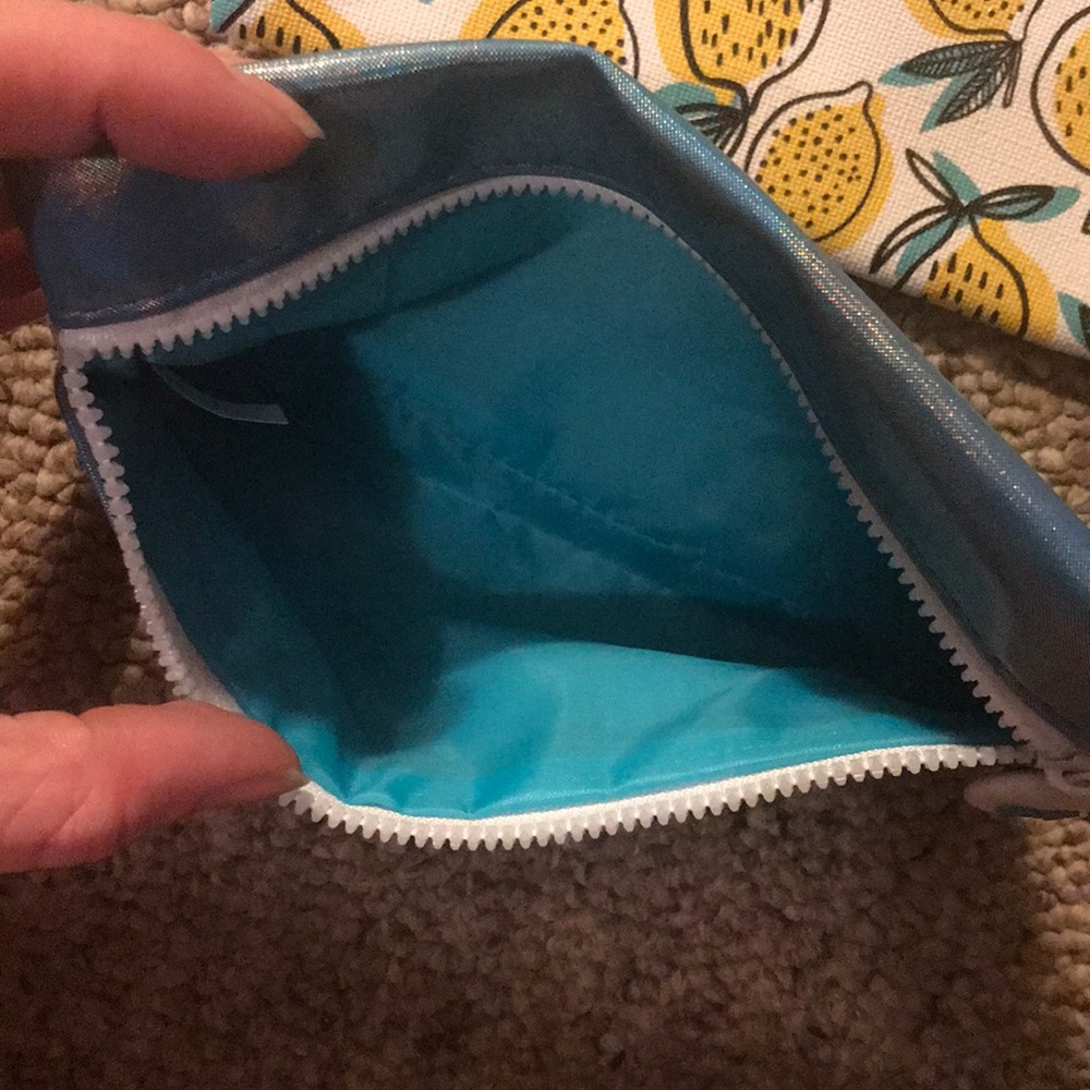 Makeup Bag Bundle!!! - image 6